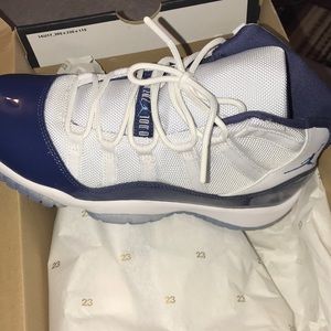 Jordan 11s